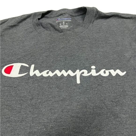 Champion dark gray medium t shirt - Picture 2 of 5